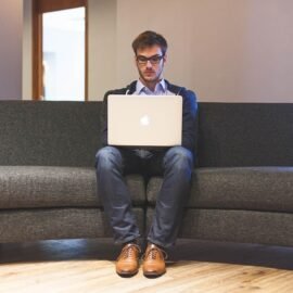 Qual o CNPJ da  Embraer S.a.? 07689002000189